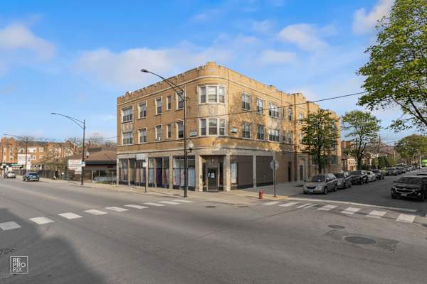 7903 S Luella Ave property